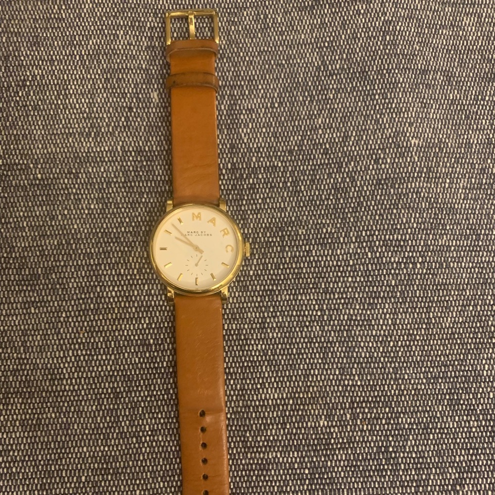 Leather Marc Jacobs watch